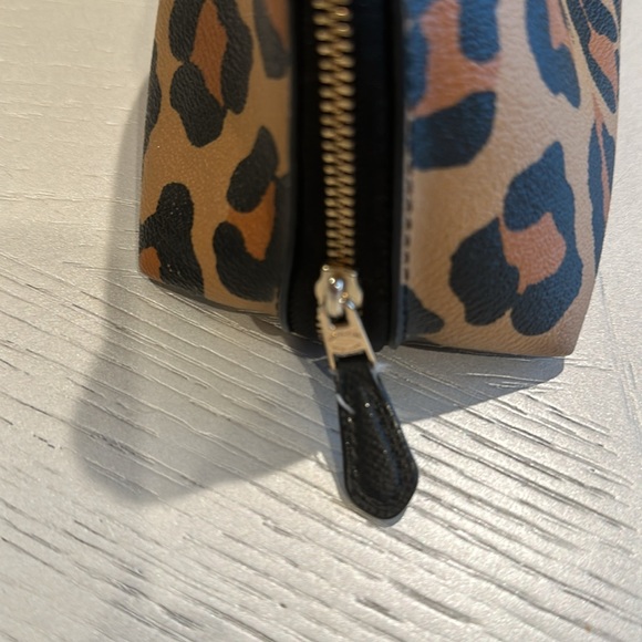 Coach Makeup Bag - Picture 2 of 8